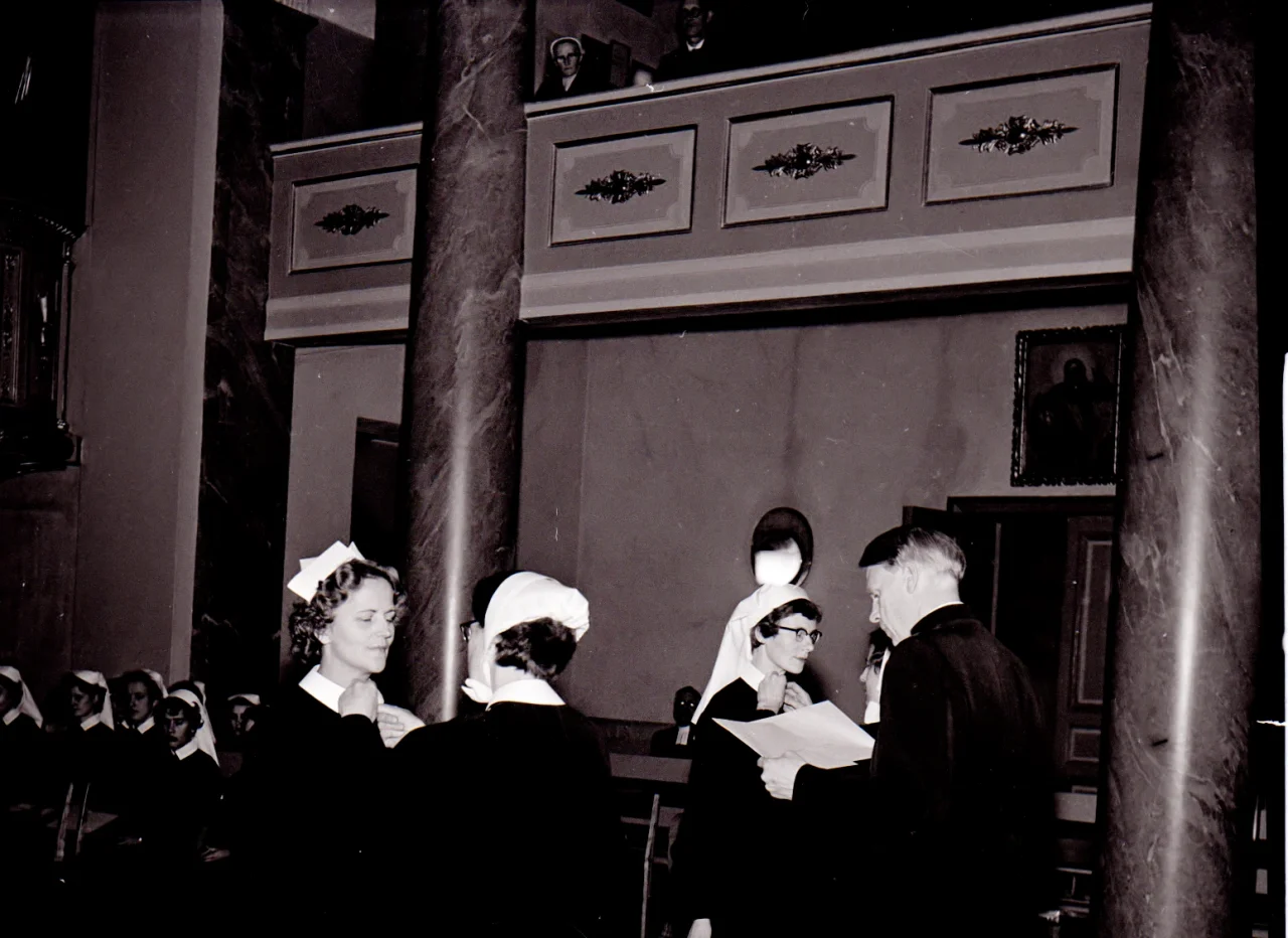 Hemsysterinvigning 19581200 bild 3